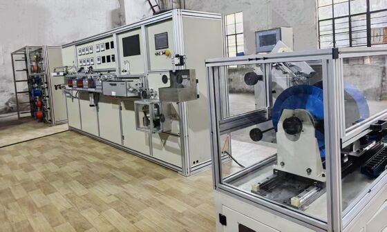 Ligne de production de rubans de fibre optique en toile d'araignée